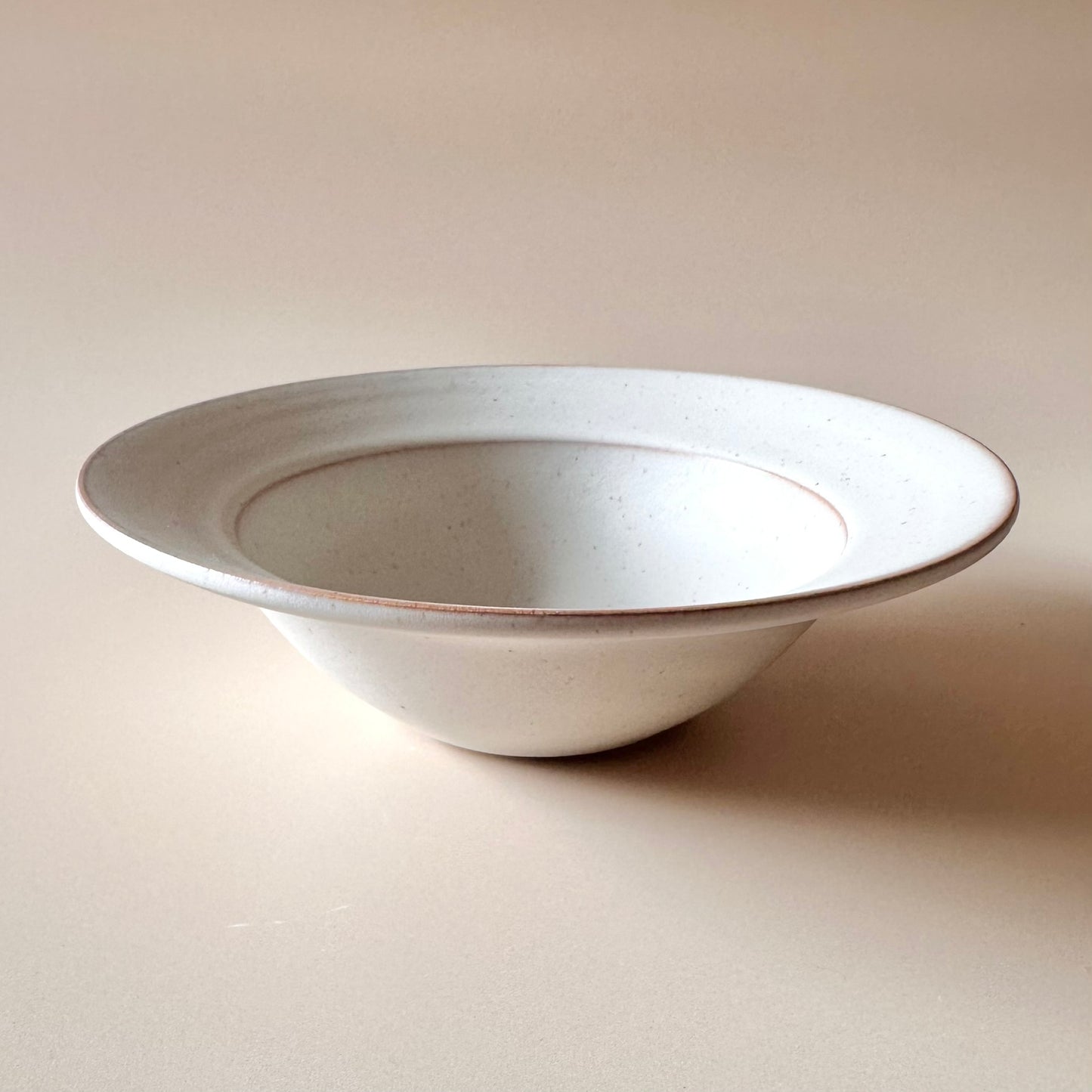 Pasta-, sallads- och soppskål Mjuk, naturvit