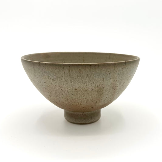 Serveringsskål Klack Stor, gråbrun med lavaprickar