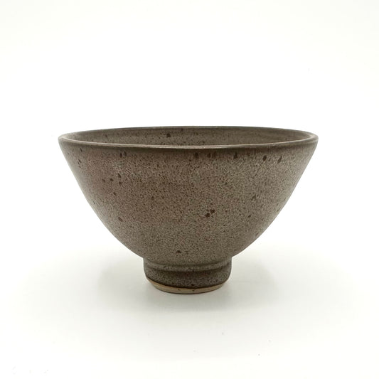 Serveringsskål Klack Liten, gråbrun med lavaprickar