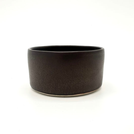 Dipp- eller kryddskål Rak, mörkbrun med lavaprickar